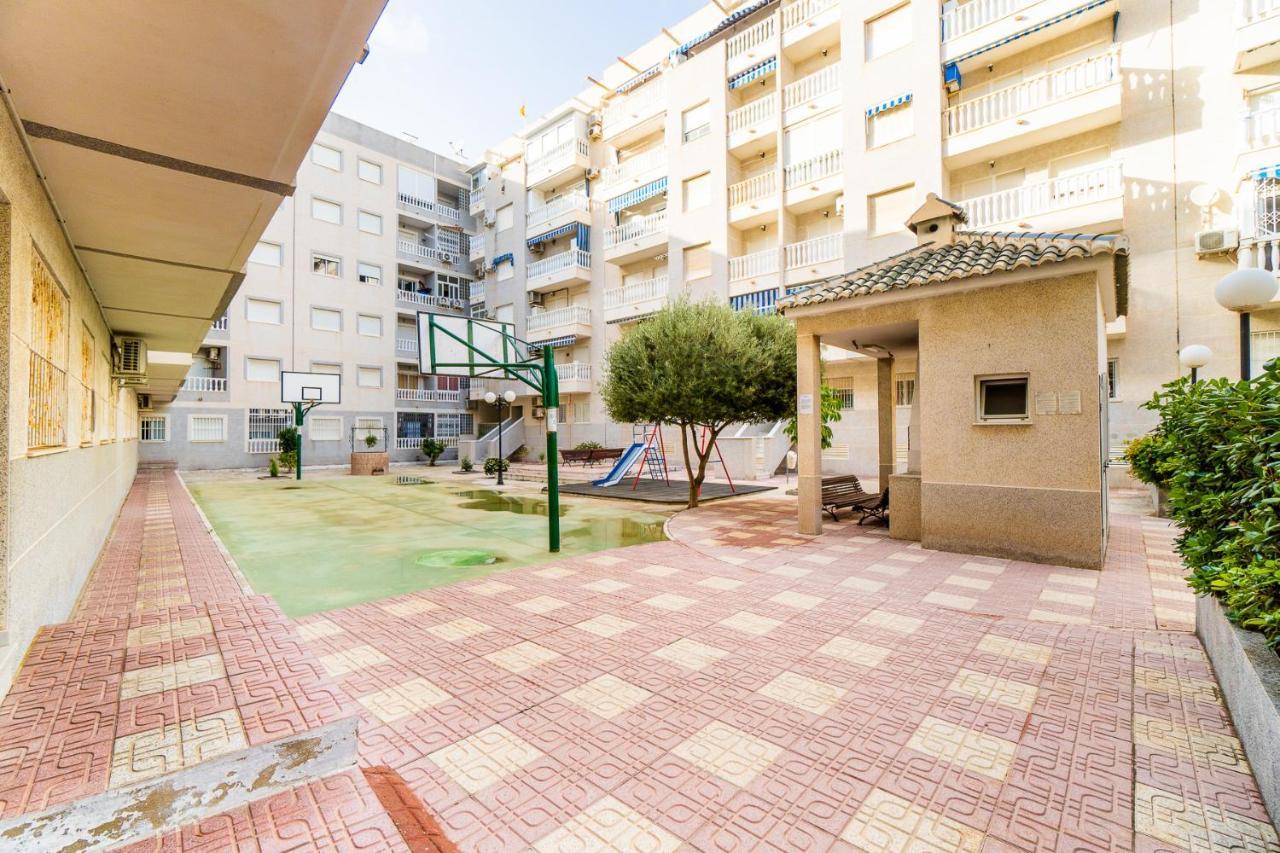 Alegria Id 27 Apartman Torrevieja Kültér fotó